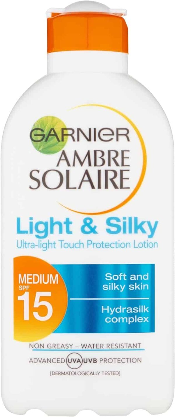 Garnier Ambre Solaire Light & Silky SPF15 Protezione Sun Lotion 200ml
